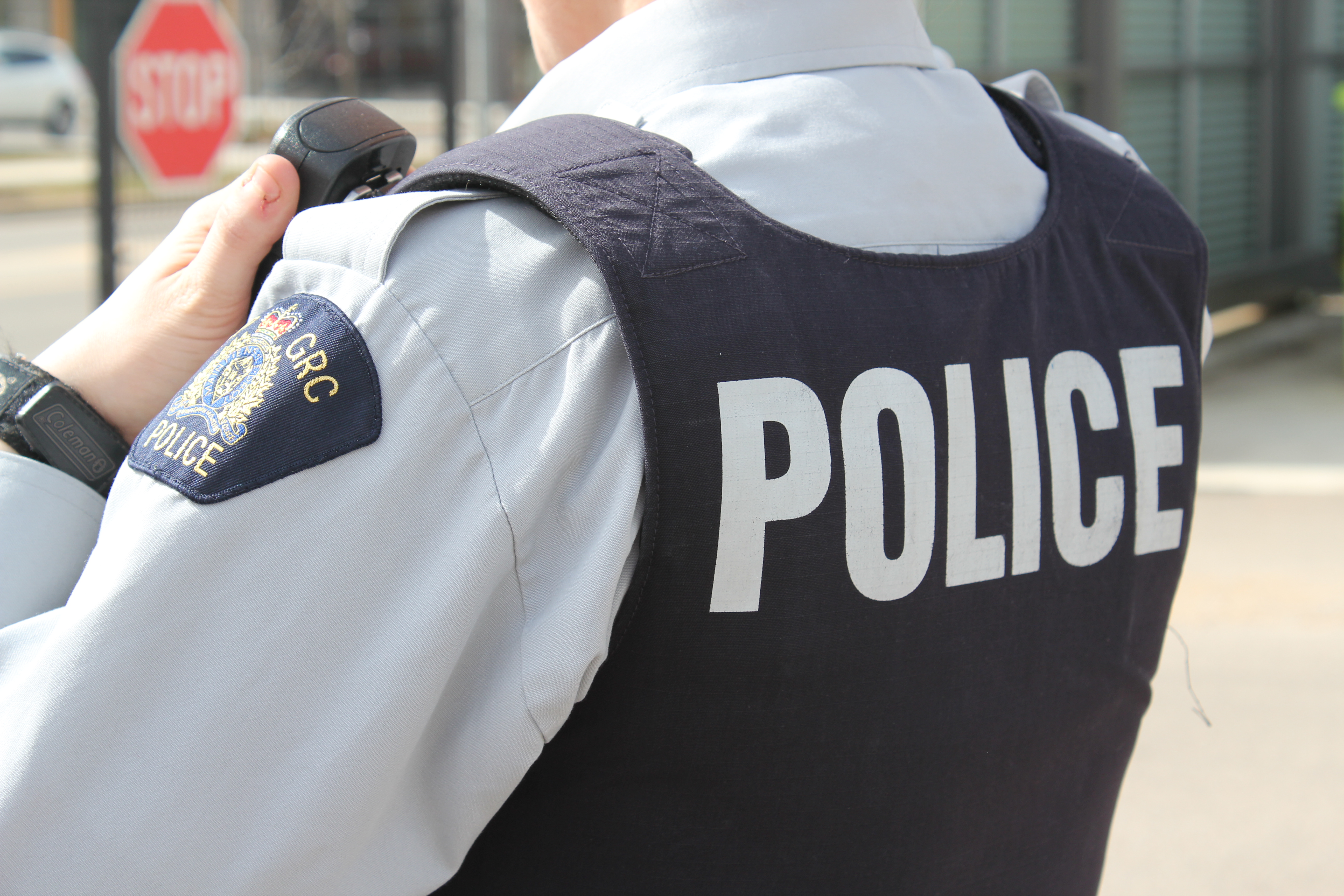 Men arrested in Three Hills in connection with armed robberies